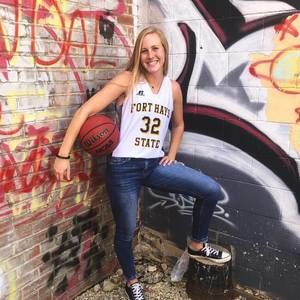 Meet your Posher, Whitney